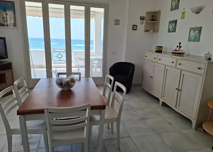 058 Di Salentoinvacanza.com דירה Torre Pali